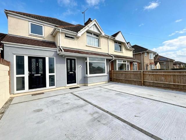 House for sale in Greenbridge, Stratton St. Margaret
