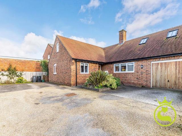 House for sale in Lytchett Matravers