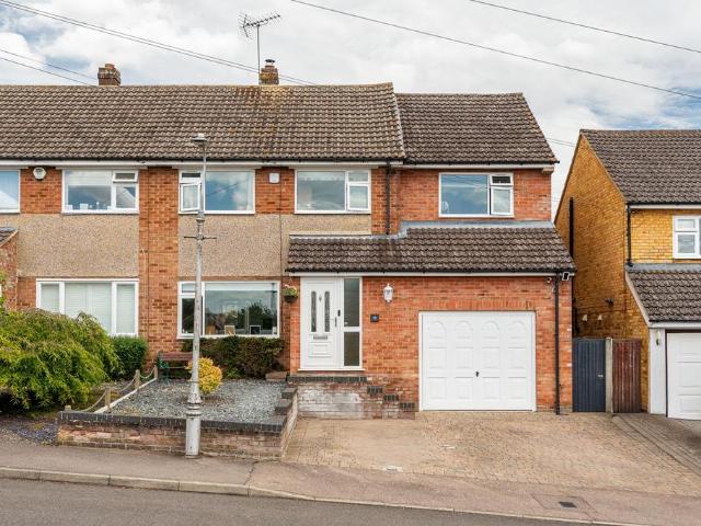 House for sale in Standon, Colliers End
