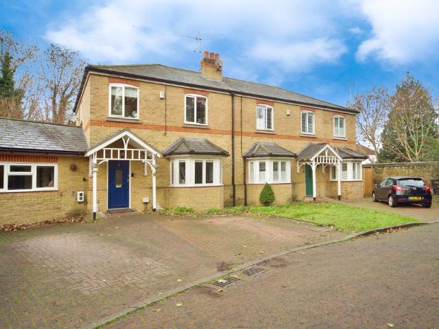 House for sale in Enfield Island Village, Greater London
