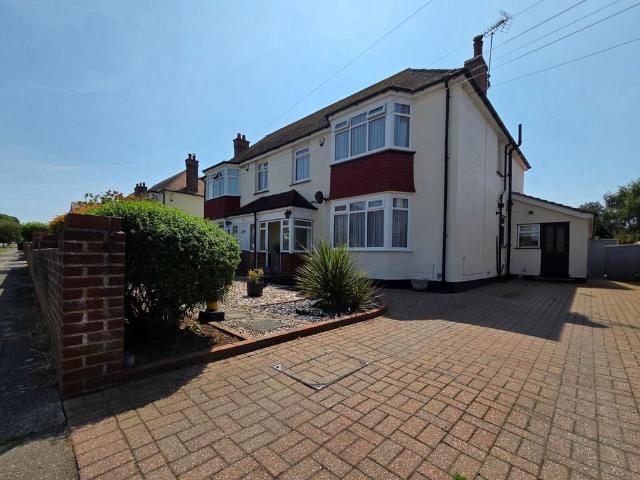 House for sale in Westbrook, Acol