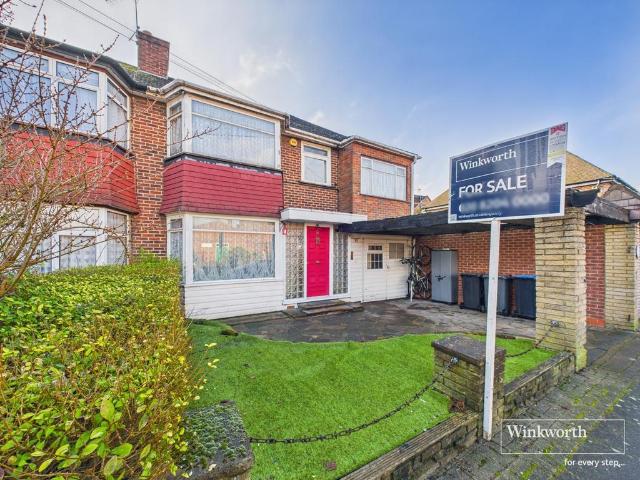 House for sale in Kingsbury, Greater London