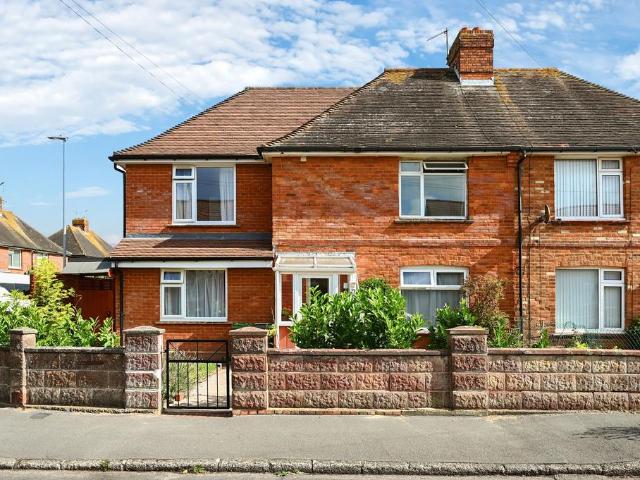 House for sale in St Anthony's Hill, Eastbourne
