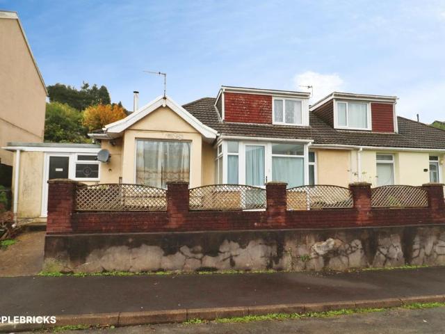 House for sale in Ogmore Valley, Ogmore Vale