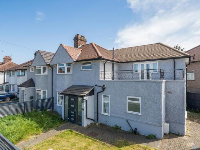 House for sale in London Borough of Lewisham, Greater London