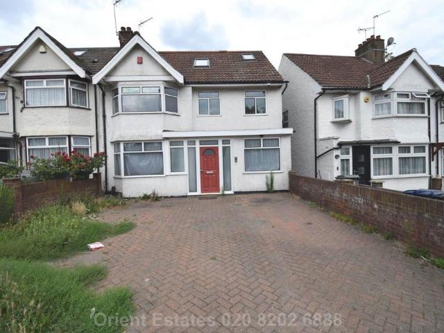 House for sale in Brent Cross, Greater London