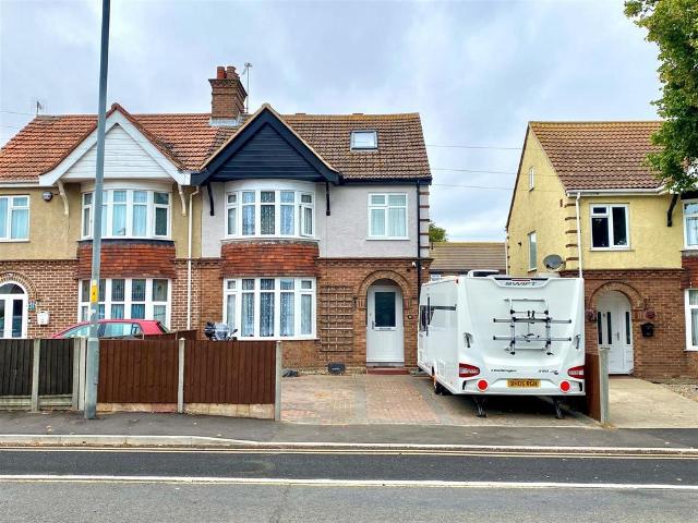 House for sale in Stokesby, Norfolk