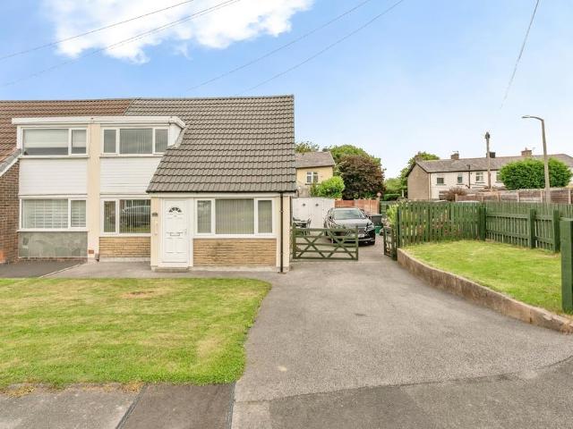 House for sale in Marsden Height, Higherford