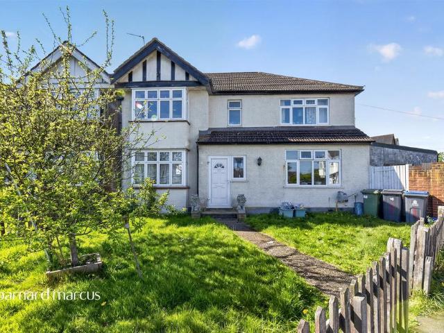 House for sale in Berrylands, Greater London