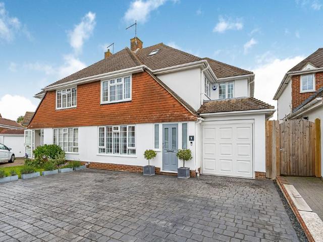 House for sale in Sandown Park, Kent