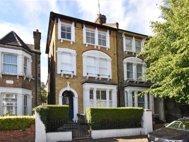 House for sale in Blackheath Royal Standard, Greater London