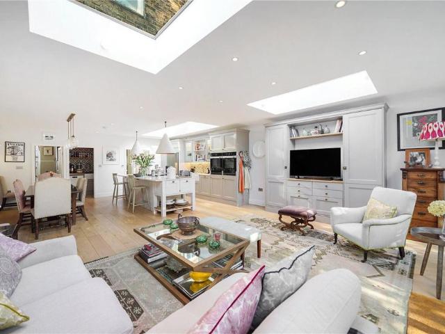 House for sale in Fulham, Greater London