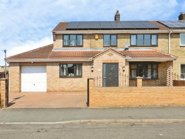 House for sale in Hatfield, South Yorkshire