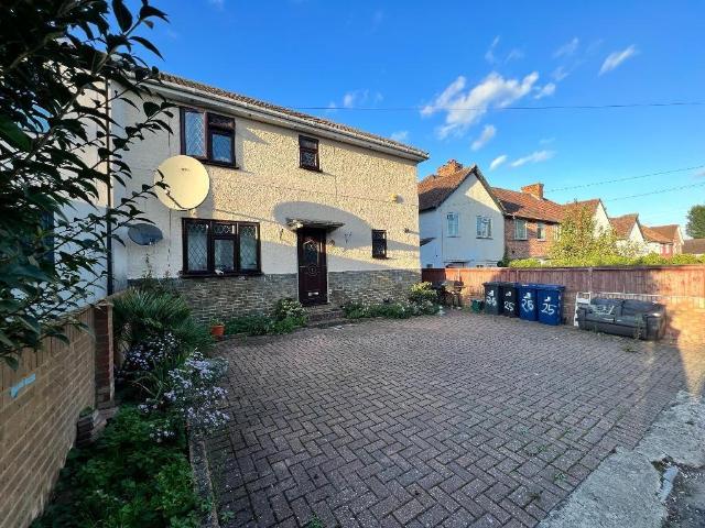 House for sale in London Borough of Ealing, Greater London