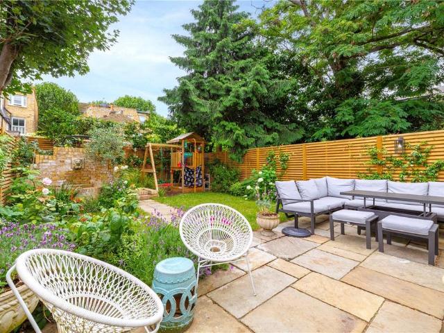 House for sale in Fulham, Greater London
