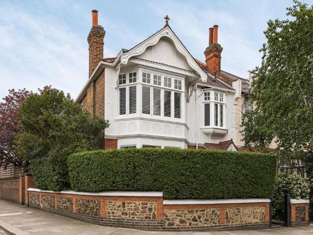 House for sale in London Borough of Ealing, Isle Of Man