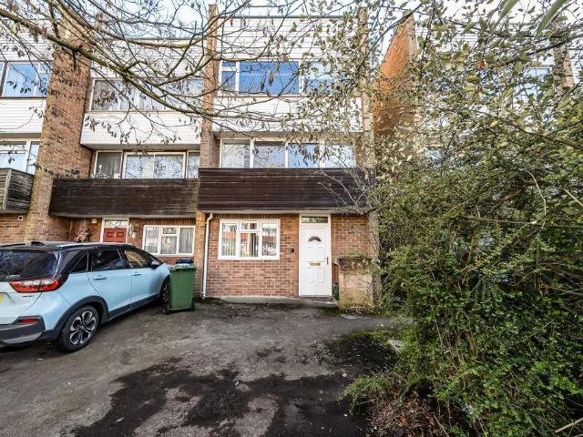 House for sale in The Slade, Oxfordshire