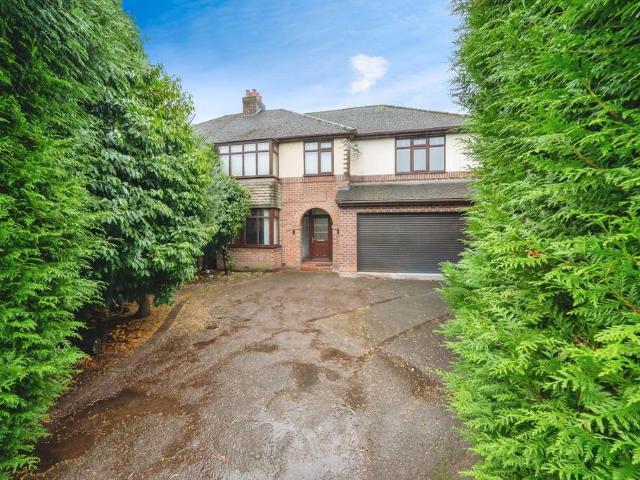 House for sale in Grappenhall, Warrington