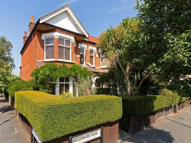 House for sale in Dulwich Village, Greater London