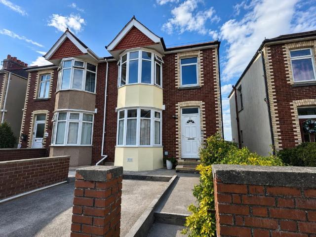 House for sale in Lipson, Mount Wise