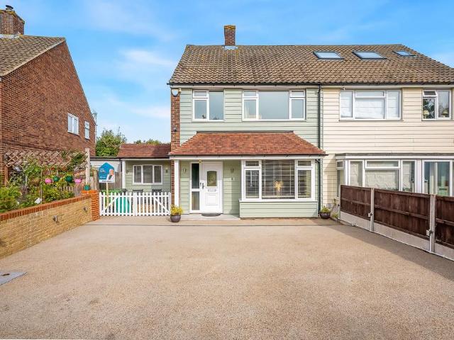 House for sale in West Kingsdown, Sevenoaks