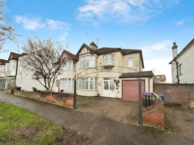 House for sale in Alton Barnes, Isle Of Man