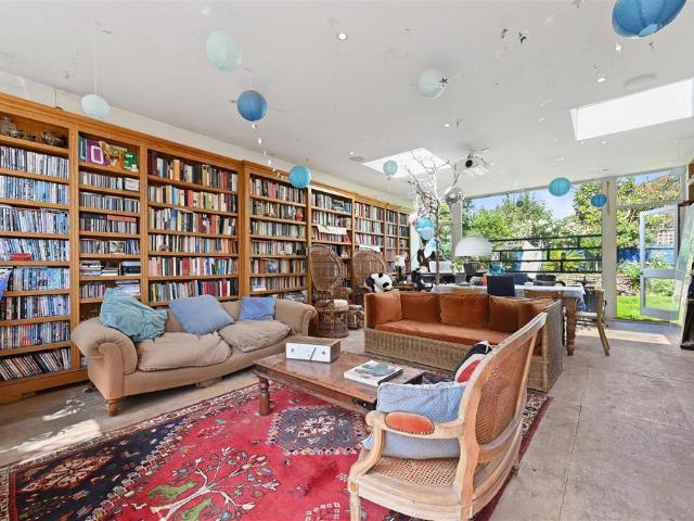 House for sale in Hammersmith, Greater London