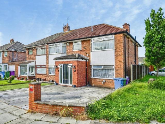 House for sale in Hunts Cross, Calderstones