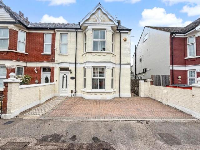 House for sale in Gillingham