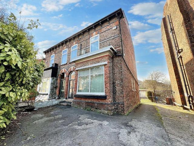 House for sale in Salford, Greater Manchester