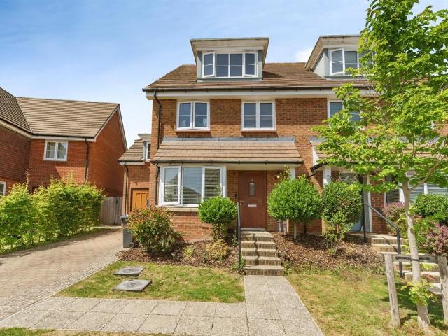 House for sale in Perryfields, West Sussex