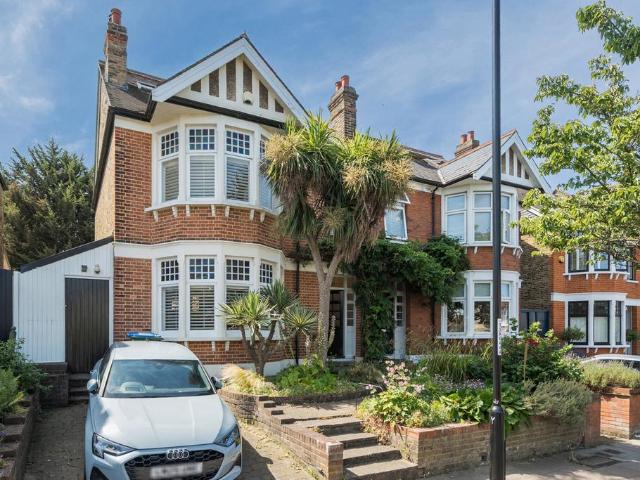 House for sale in Eltham Park, Greater London