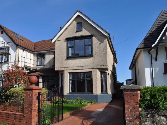 House for sale in Nangreaves, Wales