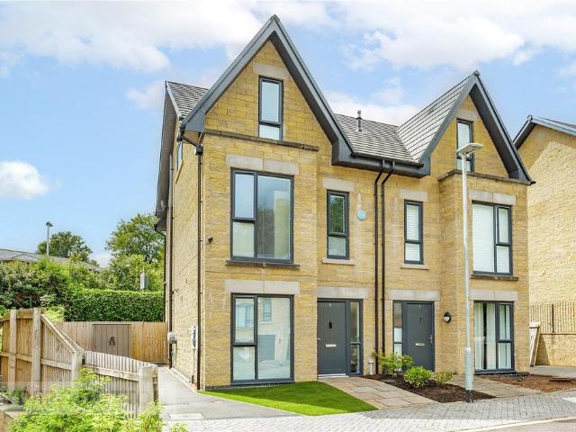 House for sale in Greenheys, Greater Manchester