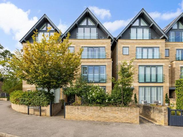House for sale in Sunnymead, The Slade