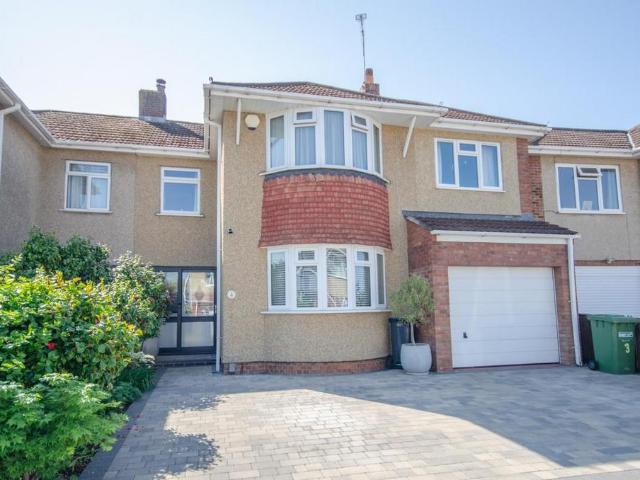 Bungalow for sale in Downend, South Gloucestershire