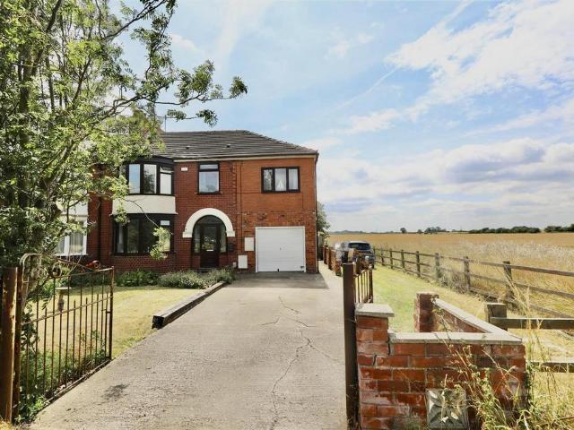 House for sale in Preston