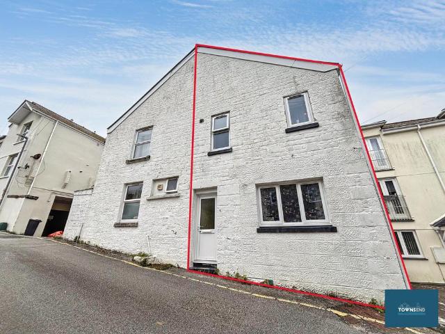 House for sale in Falmouth, Cornwall