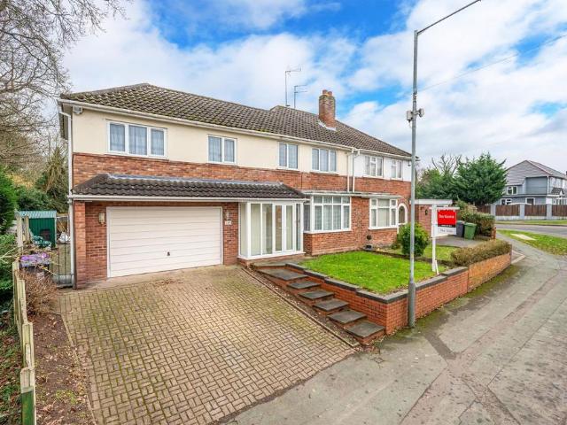 House for sale in Castlecroft, West Midlands