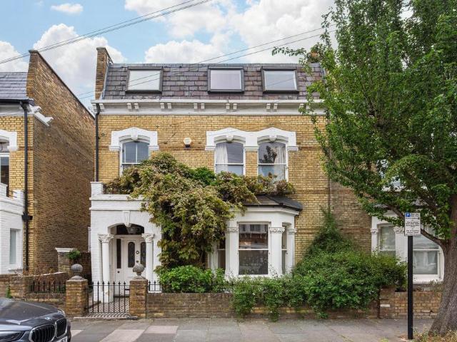House for sale in Fulham, Greater London