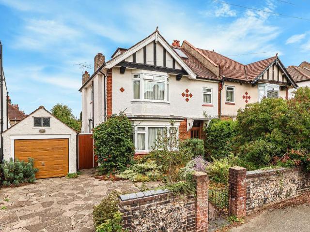 House for sale in London Borough of Croydon, Greater London