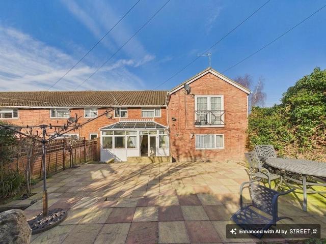 House for sale in Oakley, Golden Valley