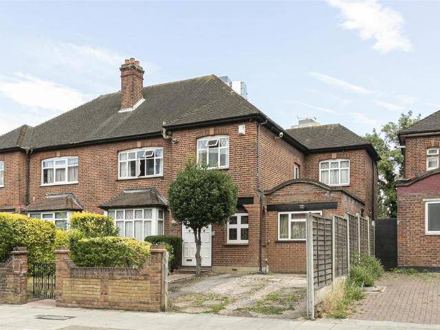 House for sale in Woodberry Grove Estate, Greater London