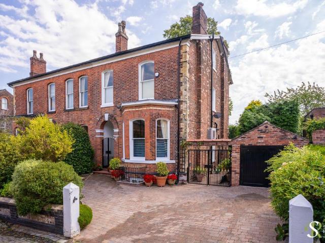 House for sale in Trafford Park, Greater Manchester