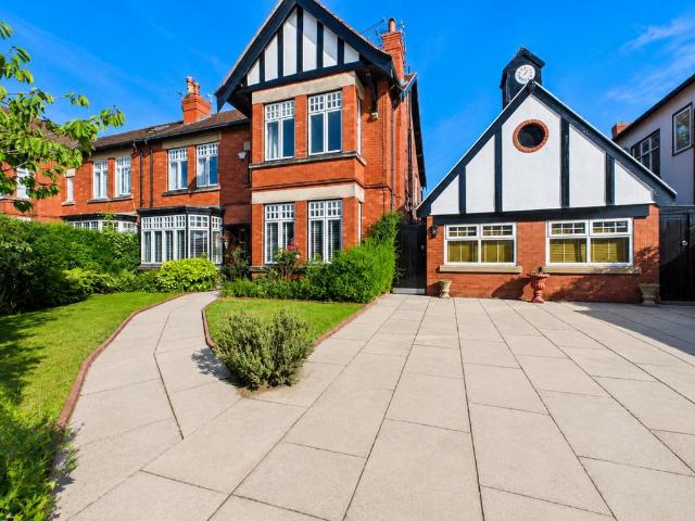House for sale in Great Crosby, Sefton