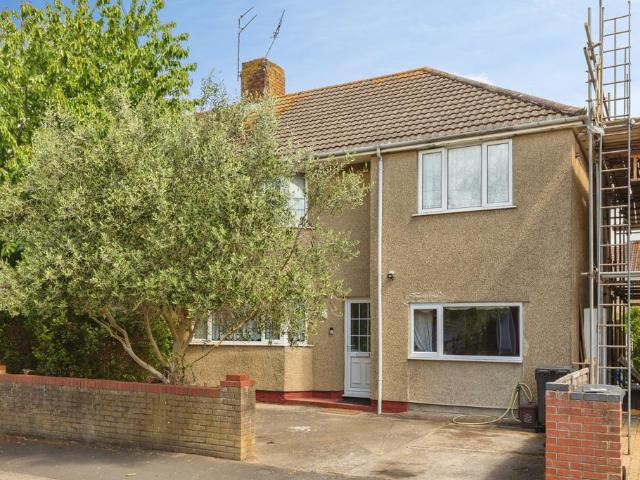 House for sale in Feckenham, City Of Bristol