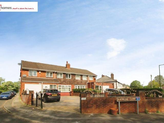 House for sale in Bloxwich, West Midlands
