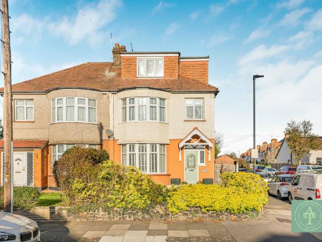 House for sale in Edmonton, Greater London