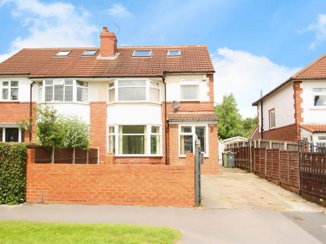 House for sale in Moortown, West Yorkshire