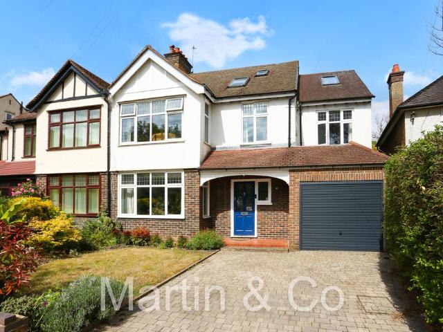 House for sale in London Borough of Croydon, Purley